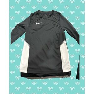 Nike Black and White Athletic Long Sleeve